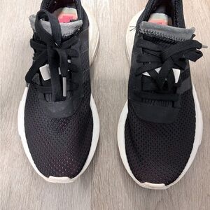 Adidas pod s3.1 sneaker